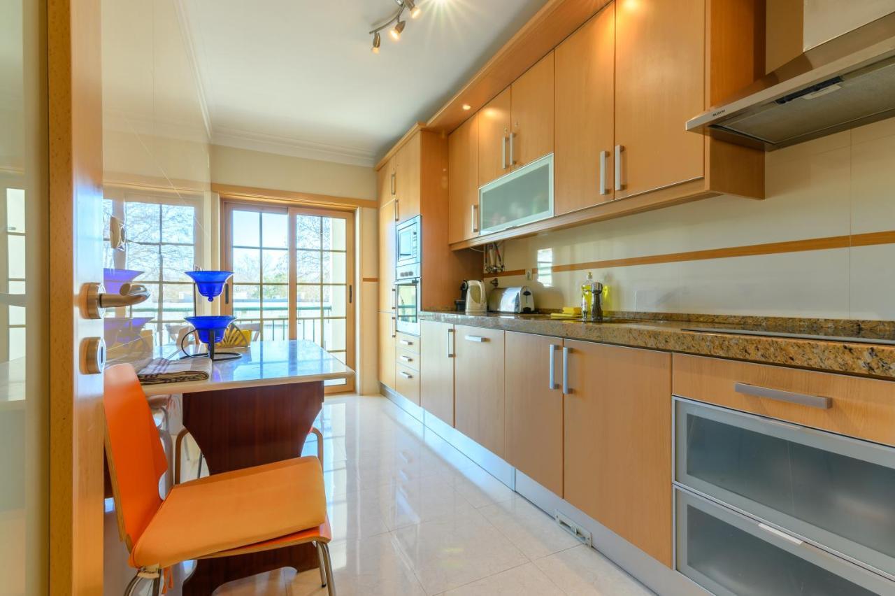 Carcavelos Apartment